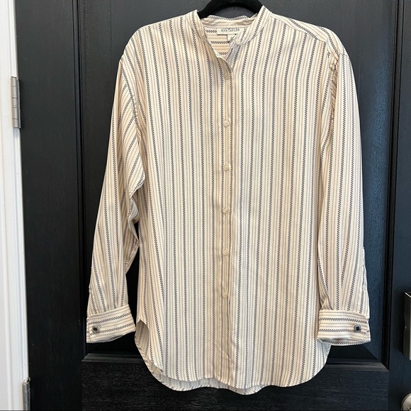 Tops - Ann Taylor Womens Button Up Blouse Long Sleeves Size Small